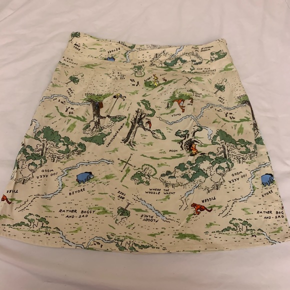 Hot Topic Dresses & Skirts - NWT hot topic winnie the pooh printed skirt